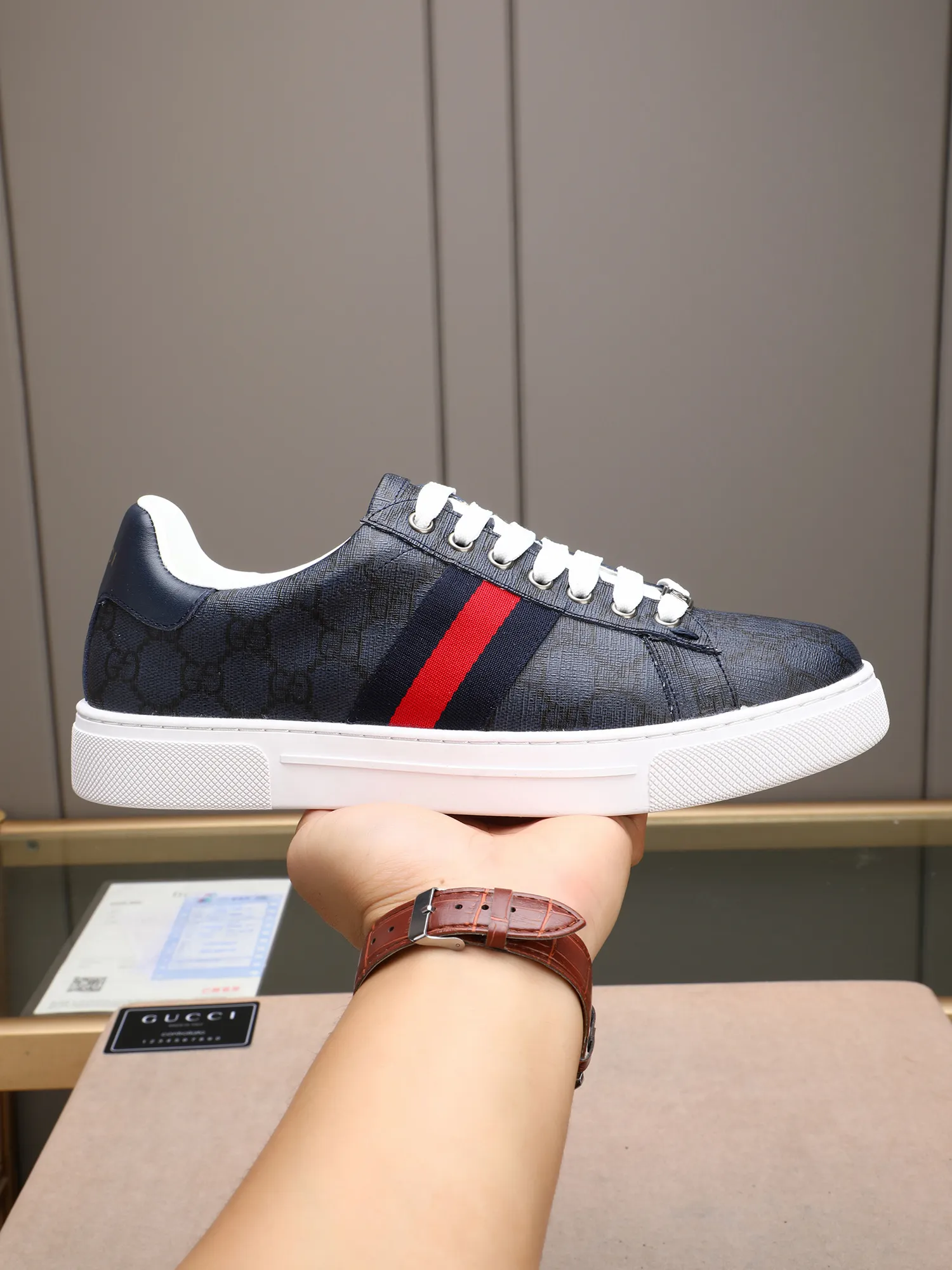 Men's shoes 💰400 [running volume version] GUGGI white shoe series! The fabric is made of imported cowhide➕Gucci special material➕sheep lining➕original rubber outsole, men's size 38-44 (45 can be customized)
